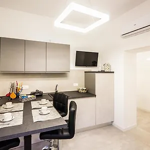  Apartment Ca' Della Tana Italy