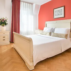 **** מלון דירות Hotel Suite Home Prague צ'כיה